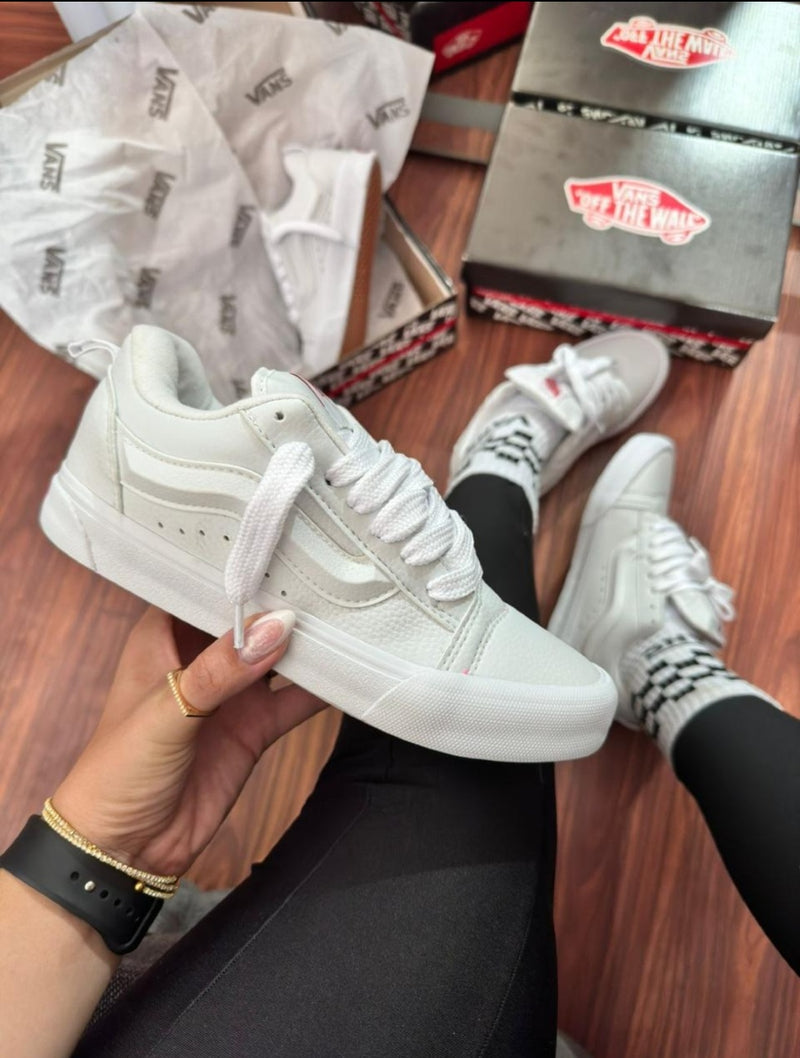 Vans KNU