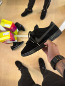 Nike Dunk SB Low Pro All Black Camurça
