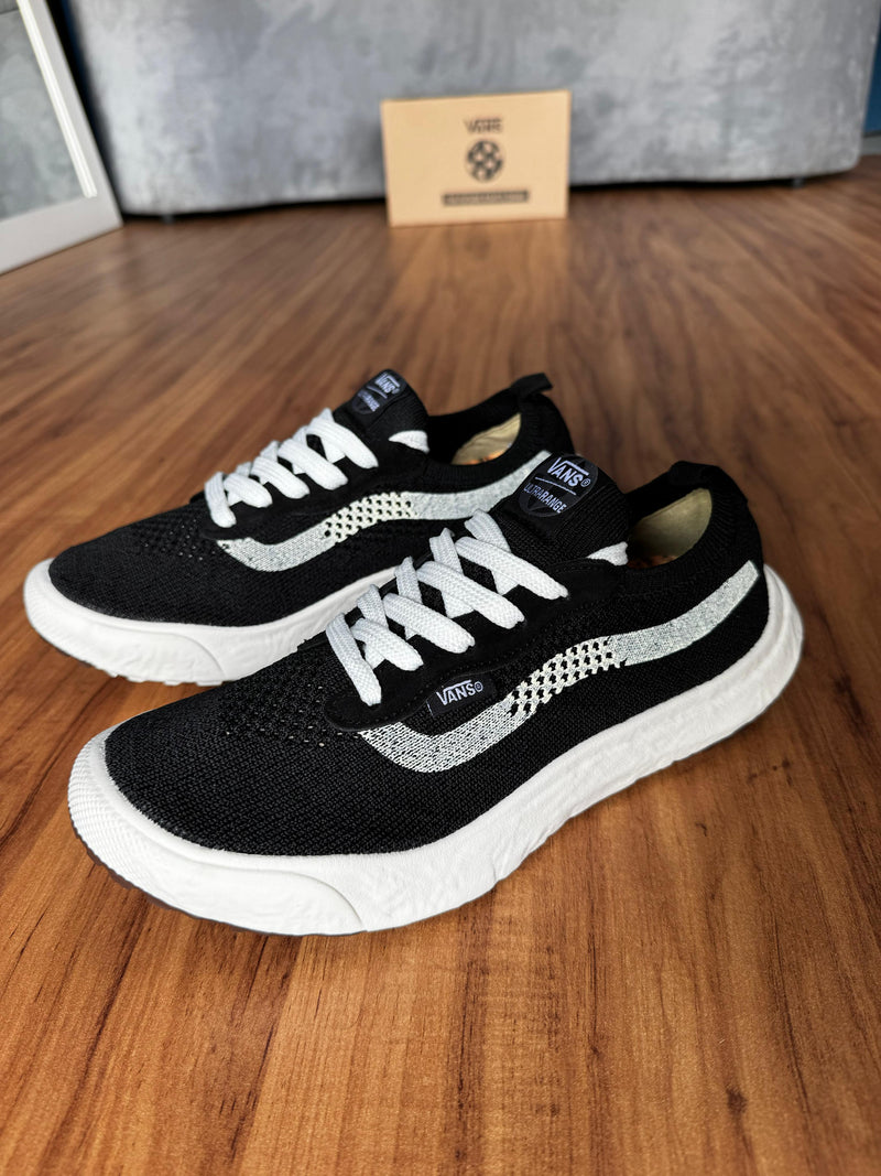 Vans VR3