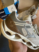 Mizuno Wave Stratos 3