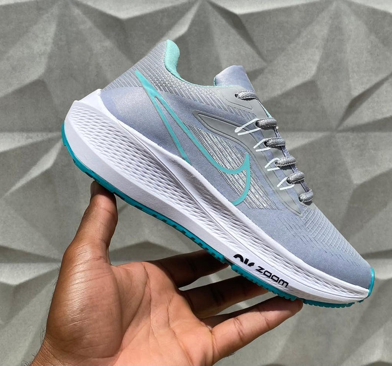 Nike Air Zoom Run