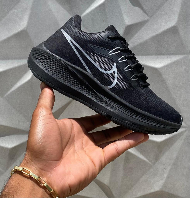 Nike Air Zoom Run