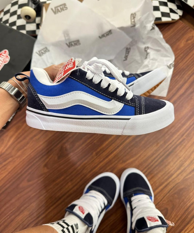 Vans KNU