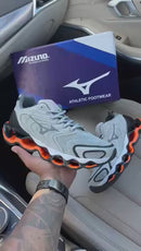 Mizuno Wave Prophecy 12S