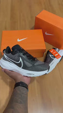 Nike Vomero 17