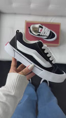 Vans KNU